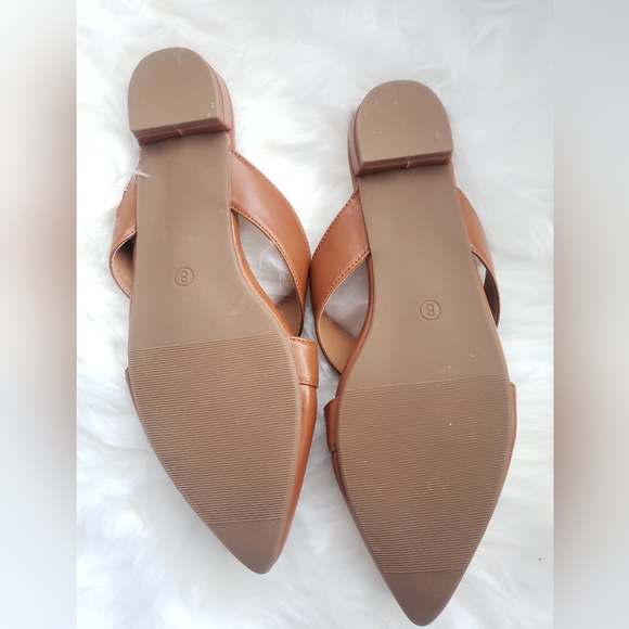 Rekayla Women’s Mules Closed Pointed Toe Backless Loafer Shoes - Picture 4 of 5